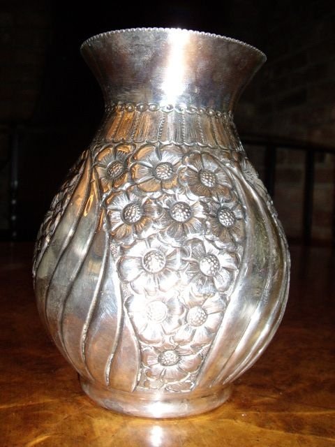 silver hand crafted vase by george tarratt decorated in daises